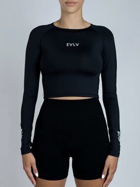 EVLV Black Long-Sleeve Crop Top